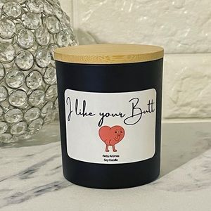 I like your butt candle